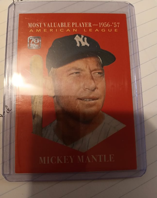 2021 Topps X Mickey Mantle Collection #24 Mickey Mantle — front