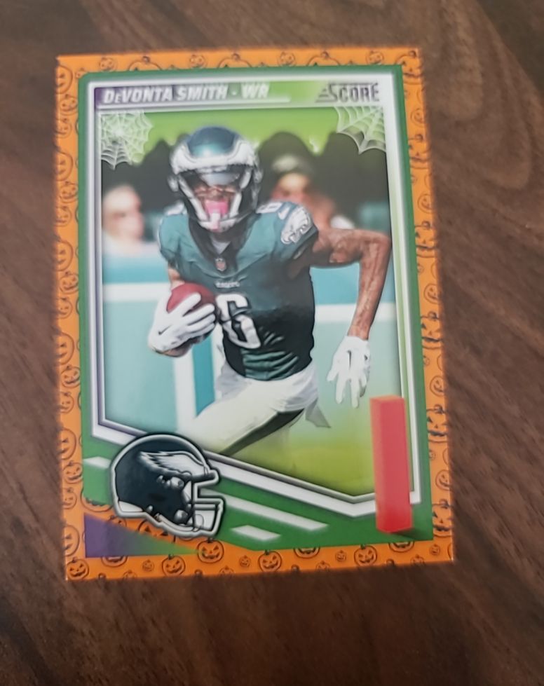 2025 Panini Score-A-Treat #244 DeVonta Smith — front