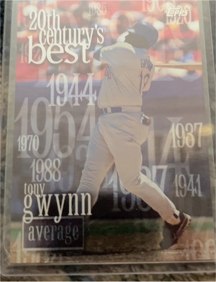 2000 Topps #229 Tony Gwynn — front