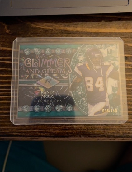2024 Topps Resurgence #GG-14 Randy Moss Glimmer and Gleam — front
