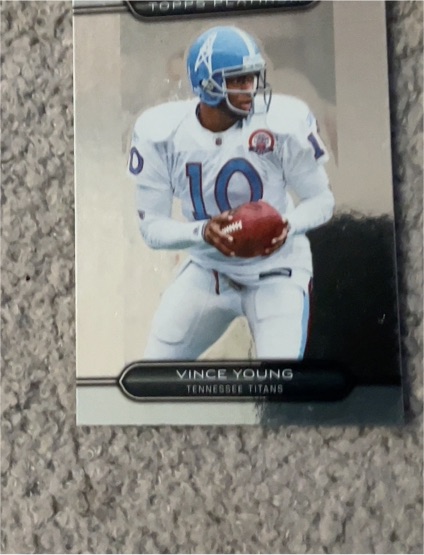 2010 Topps Platinum Vince Young Tennessee Titans — front