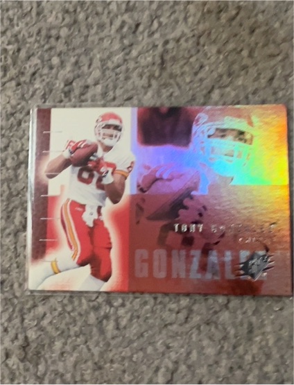 2006 Upper Deck SPx #45 Tony Gonzalez — front