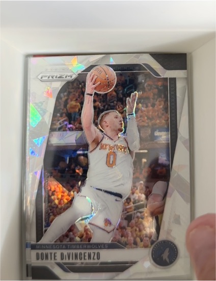 2024-25 Panini Prizm #51 Donte DiVincenzo — front
