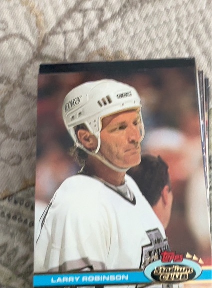 1991-92 Topps Stadium Club #252 Larry Robinson — front