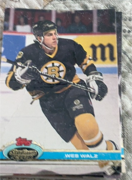 1991-92 Topps Stadium Club #325 Wes Walz — front