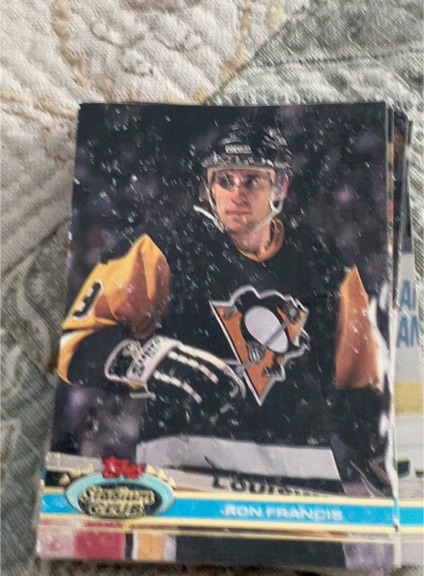 1991-92 Stadium Club #73 Ron Francis — front