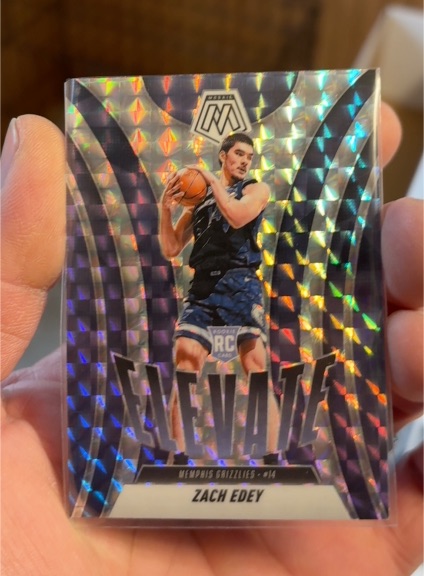 2024-25 Panini Mosaic #12 Zach Edey Elevate — front