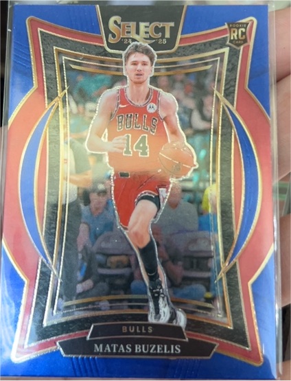 2024-25 Panini Select #70 Matas Buzelis Blue Prizm Concourse Rookie Card — front