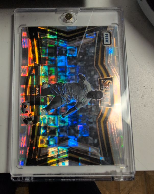 2024-25 Panini Select FIFA Pelé Field Level — front