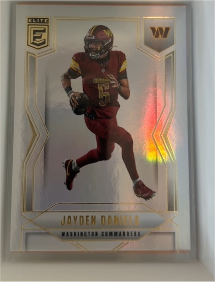 2025 Panini Donruss Elite #1 Jayden Daniels — front