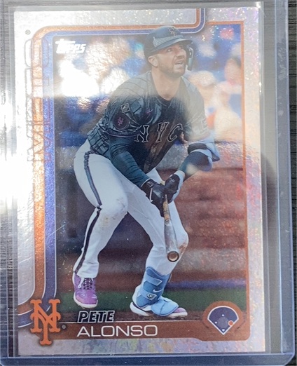 2025 Topps Series 2 #550 Pete Alonso — front