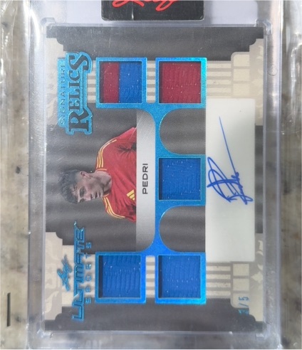 2024 Leaf Ultimate Sports Signature Relics Pedri — front
