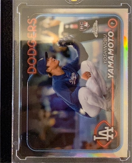 2024 Topps Chrome Update #USC108 Yoshinobu Yamamoto — front