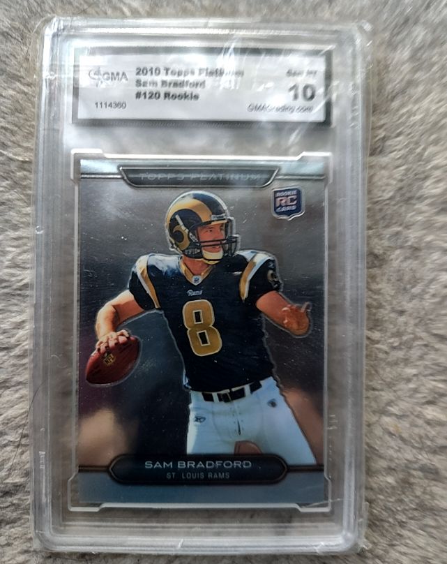 2010 Topps Platinum #120 Sam Bradford Rookie Card — front