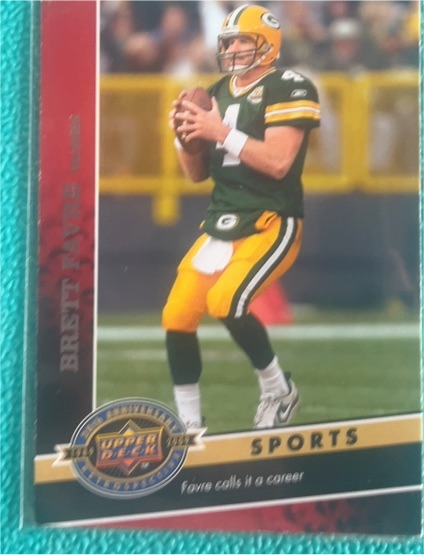 2009 Upper Deck 20th Anniversary #1016 Brett Favre — front