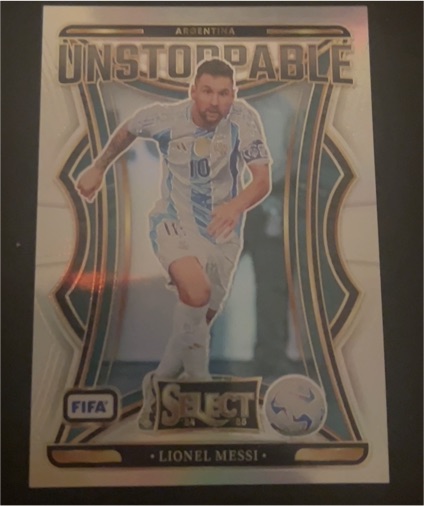 2024-25 Panini Select FIFA #23 Lionel Messi Unstoppable Silver Prizm — front