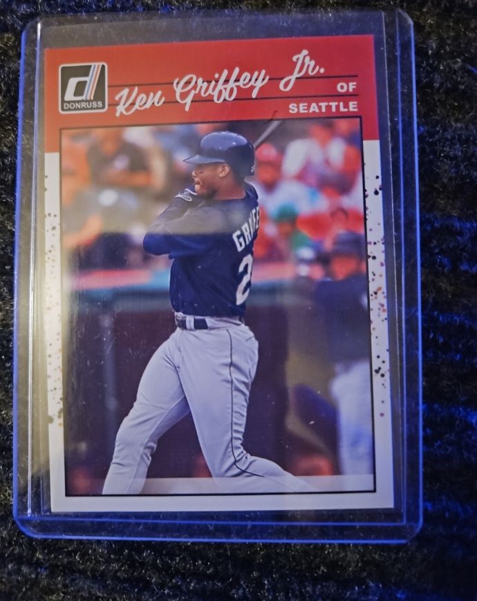 2023 Donruss Retro 1990 #260 Ken Griffey Jr. — front