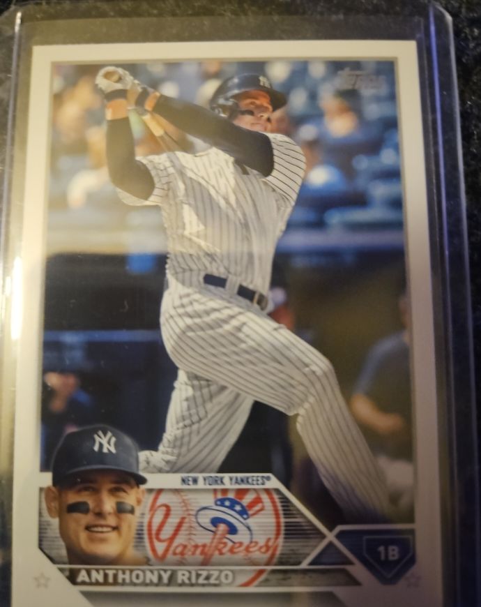2023 Topps #596 Anthony Rizzo — front