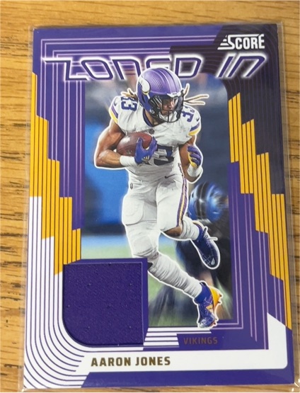 2025 Panini Score Zoned In #ZON-22 Aaron Jones — front