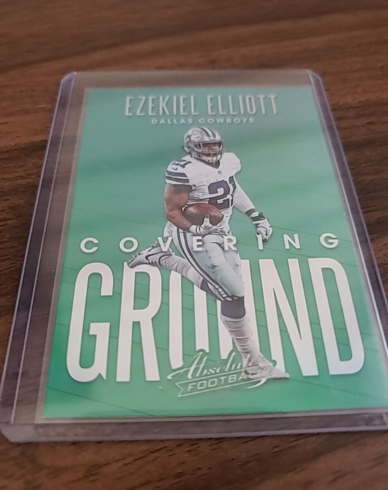 2018 Panini Absolute #CG-EE Ezekiel Elliott Covering Ground — front