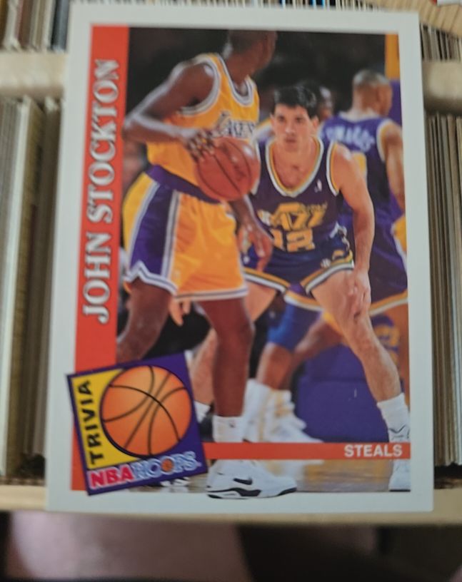 1992-93 NBA Hoops #483 John Stockton Utah Jazz — front