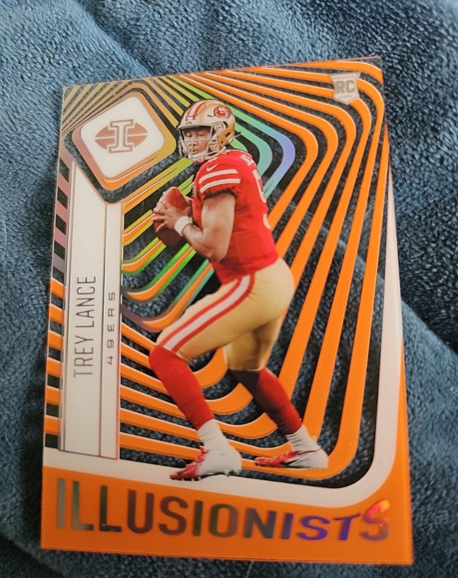 2021 Panini Illusions Illusionists #ILL-12 Trey Lance — front