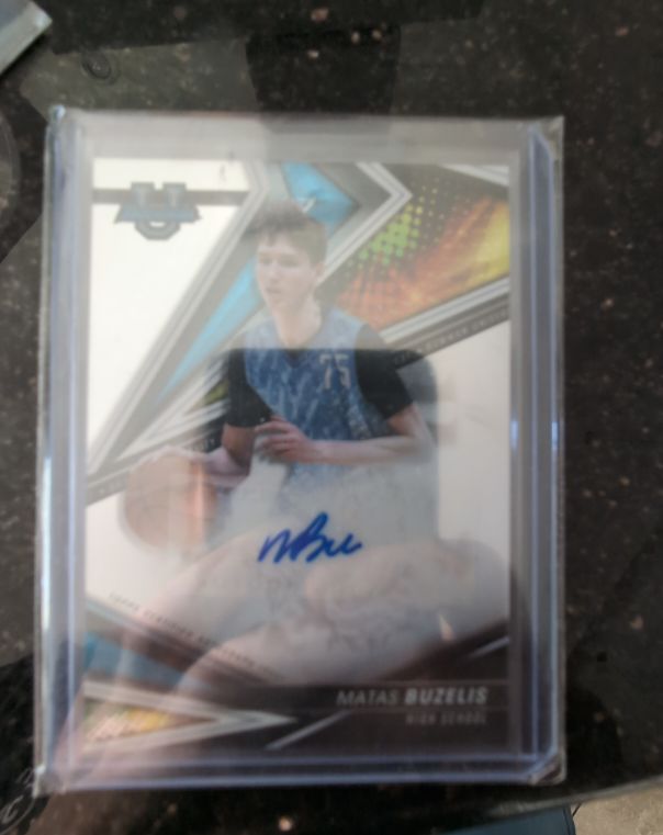 2022 Bowman University Best #BOA-MB Matas Buzelis — front