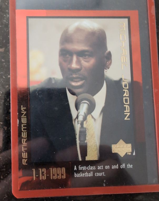 1999 Upper Deck Career Set #60 Michael Jordan — front
