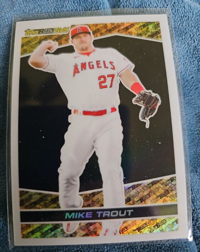 2021 Topps Update Black Gold #BG-3 Mike Trout — front