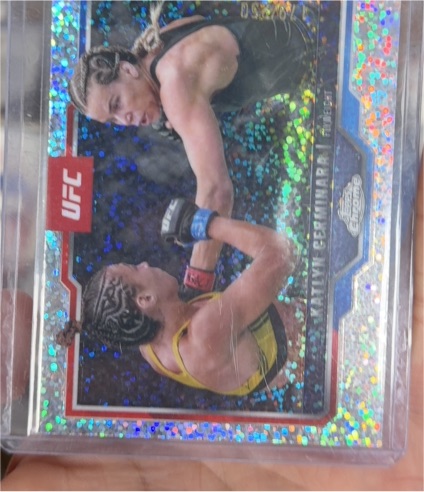 2025 Topps Chrome UFC #Q0282 Raquel Pennington — front