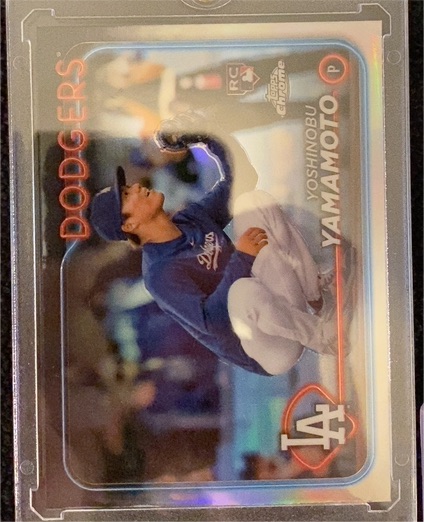 2024 Topps Chrome Update #USC108 Yoshinobu Yamamoto — front