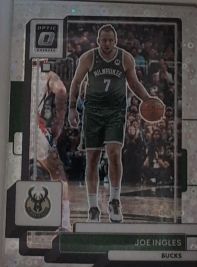 2022-23 Donruss Optic #87 Joe Ingles Milwaukee Bucks — front