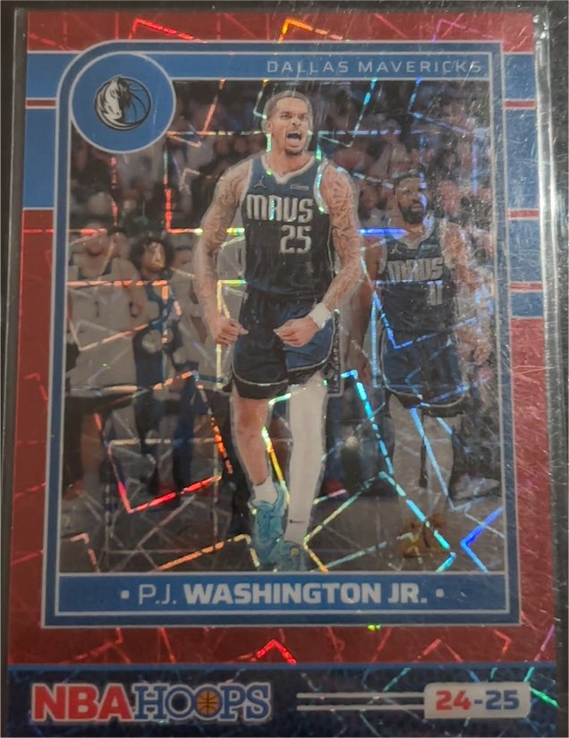 2024-25 Panini NBA Hoops #39 P.J. Washington Jr. — front