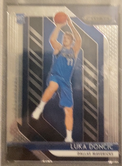 2018-19 Panini Prizm #280 Luka Dončić — front