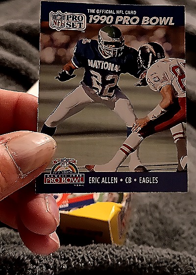 1990 Pro Set #372 Eric Allen — front