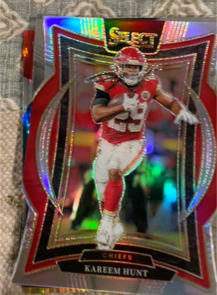 2024 Panini Select #75 Kareem Hunt Silver Prizm Die Cut — front