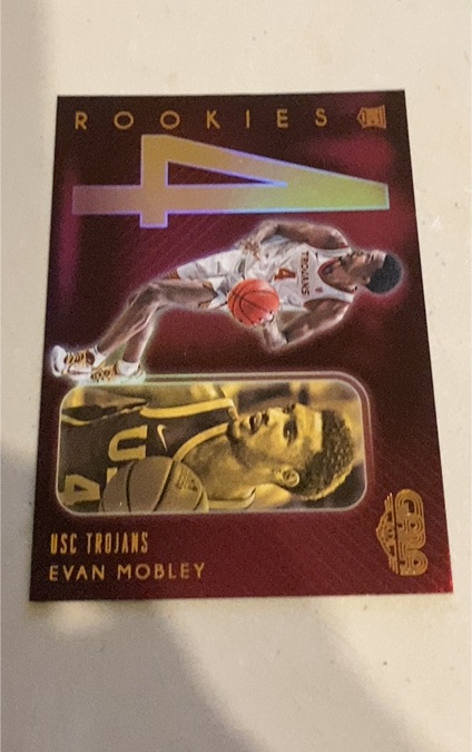 2021 Panini Chronicles Draft Picks #182 Evan Mobley — front