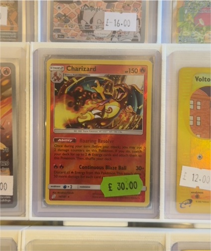 2016 Pokémon #10 Charizard — front