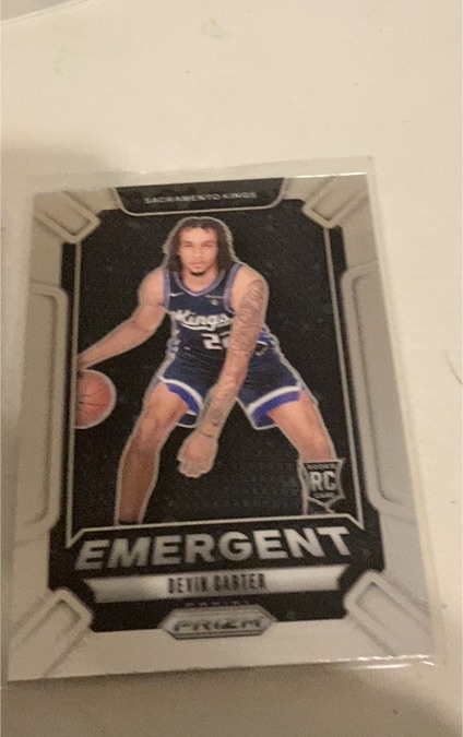 2024-25 Panini Prizm #9 Devin Carter Emergent — front