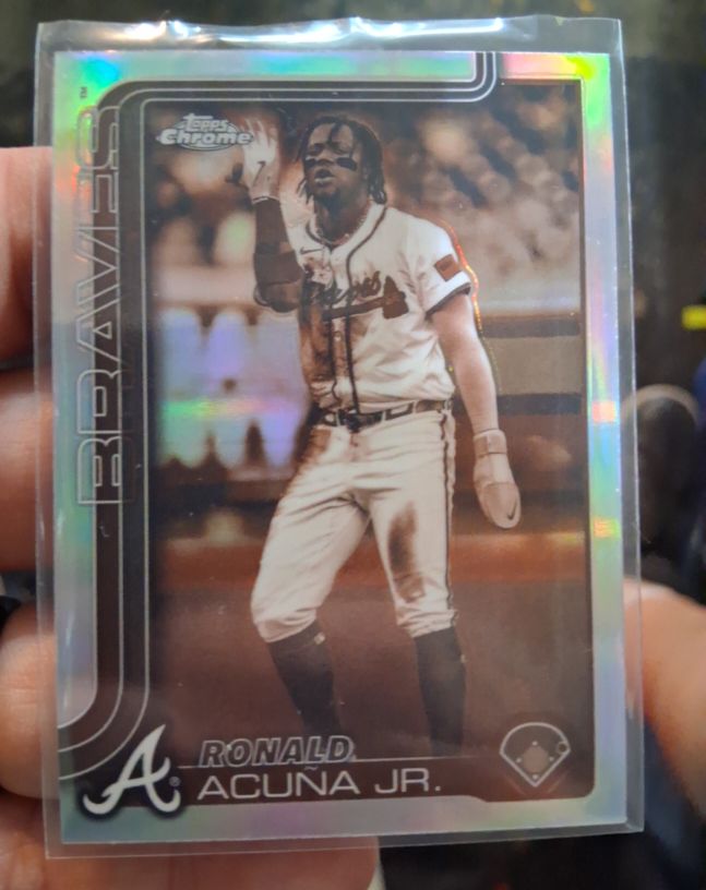 2025 Topps Chrome #257 Ronald Acuña Jr. — front