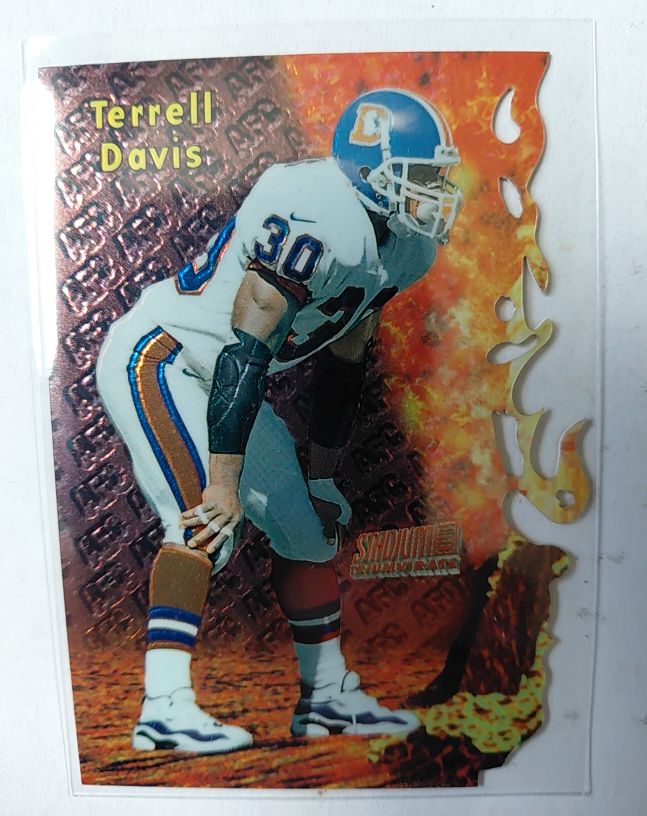 1997 Stadium Club Triumvirate II #T3a Terrell Davis — front