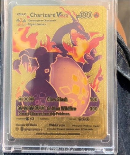 2020 Pokémon TCG Shining Fates #SV107 Charizard VMAX — front