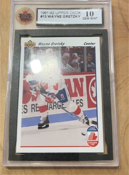 1991-92 Upper Deck #13 Wayne Gretzky Canada Cup — front