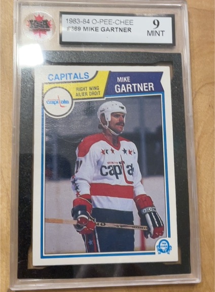 1983-84 O-Pee-Chee #369 Mike Gartner — front
