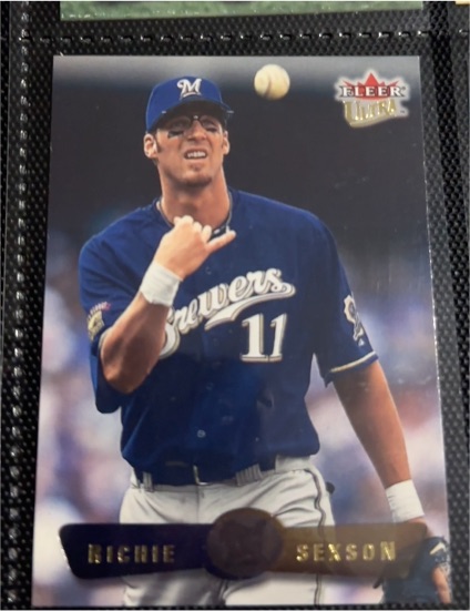 2002 Fleer Ultra Baseball #195 Richie Sexson — front