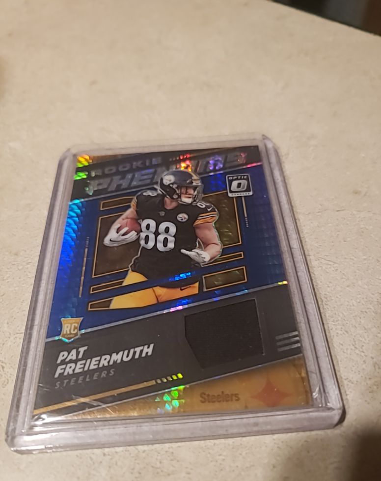 2021 Donruss Optic Rookie Phenoms Patch #RP-88 Pat Freiermuth — front
