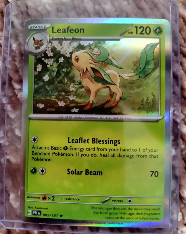 2025 Pokémon TCG Prismatic Evolutions #005 Leafeon — front