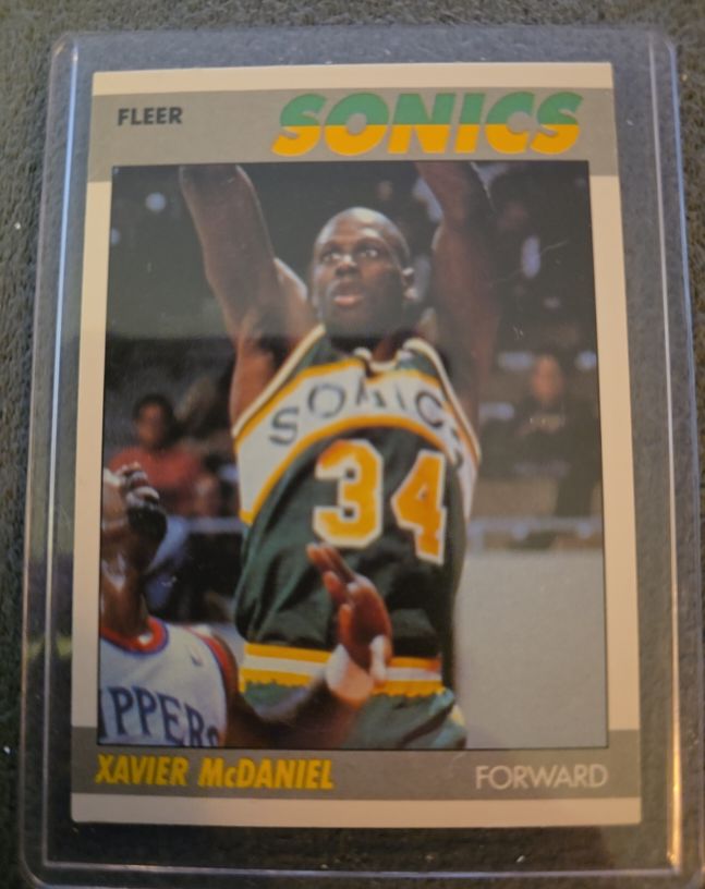 1987-88 Fleer #73 Xavier McDaniel Seattle SuperSonics — front