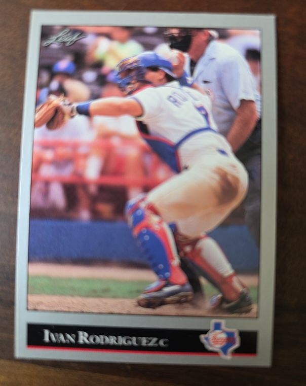 1992 Leaf #194 Ivan Rodriguez — front