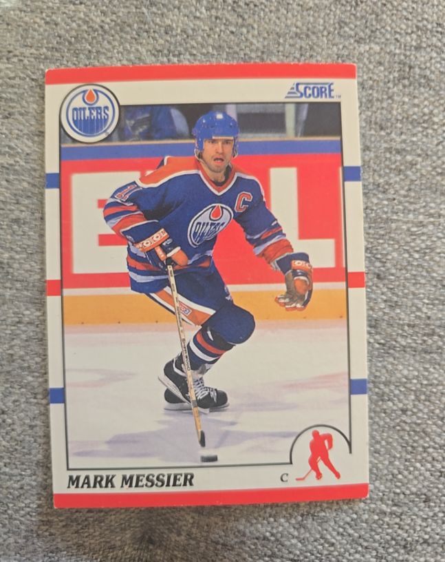 1990-91 Score #100 Mark Messier — front